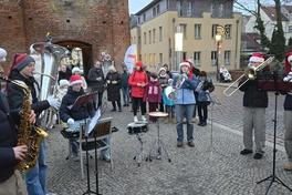 Die Wichtelkapelle vor dem Rathenower Torturm.