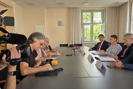 Das Präsidium des Städte- und Gemeindebundes Brandenburg stellte sich nach der Sitzung den Fragen der Medienvertreter.