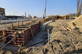 geschaltes Stützbauwerk im Süden