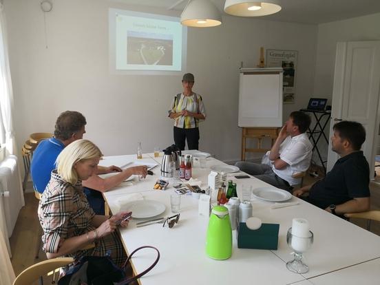 Geschäftsführerin Tanja Höper stellte den Bio-Bauernhof "Grantoftegaard" vor