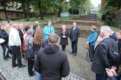 Oberbürgermeisterin Dr. Dietlind Tiemann begrüßt Ulrich Mehlmann, Verbandspräsident und 1. Vorsitzender (links) sowie die Interessenvertreter.