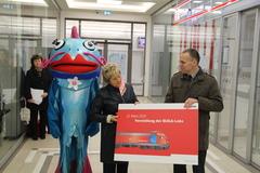 ... vor dem Reisezentrum im Brandenburger Hauptbahnhof