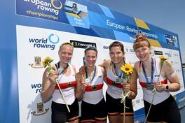 Die Silbermedaillengewinnerinnen Pia Greiten, Lisa Gutfleisch, Frauke Hundeling und Sarah Wibberenz.