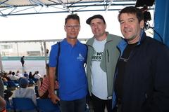 Oberbürgermeister Steffen Scheller mit Regattastreckenchef Uwe Philipp und Organisator Christian Heise.