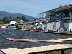 Blick zum Zielbereich am Ufer des Lake Karapiro.