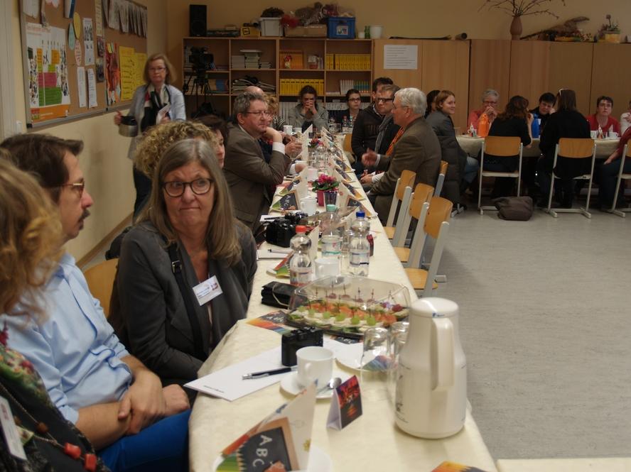 Geburtstagsveranstaltung mit Gästen 