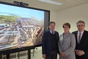 Steffen Scheller und Stefan Rouenhoff zu Gast bei Katja Rex im Elektrostahlwerke Brandenburg an der Havel.