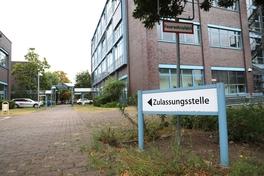 Hinwesischild der Zulassungsbehörde