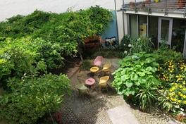 Innenhof der Fouqué-Bibliothek