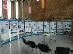 Die Ausstellungstafeln vermitteln 50 Jahre Regattastreckengeschichte in Wort und Bild.