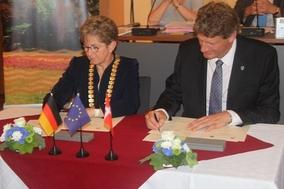 Städtepartnerschaftsvertrag mit Ballerup&nbsp;...