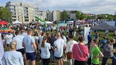 Buntes Sportgewimmel auf dem Packhof.