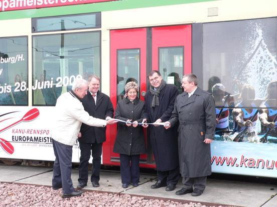 „EM-Straßenbahn“ fährt durch die Havelstadt