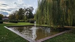 Der Brunnen am Walther-Rathenau-Platz.