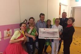 Die Besucher des Brandenburger Weihnachtkinos schenken kranken Kindern ein Lächeln