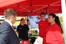 OB Scheller sprach auch mit DLRG-Mitgliedern.