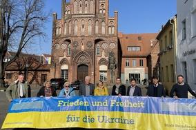 Hilfe für Kriegsflüchtlinge vor Ort: Team Brandenburg an der Havel gegründet