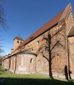 Seitenansicht der Nikolaikirche.