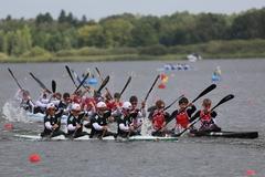 Vierer-Kajak-Rennen.