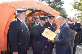 Auszeichnung für Kameraden und neues Fahrzeug für Wust