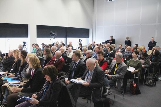 Über 60 Journalisten besuchten die Pressekonferenz des Landes Brandenburg
