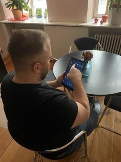 mit Hilfe von Benutzernummer und Passwort auf digitale Ressaurcen zugreifen