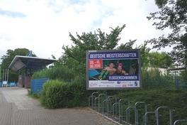 111 Flossenschwimmer tauchen im Beetzsee nach Edelmetall