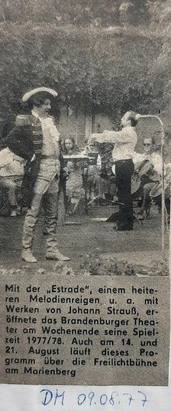 Einreichung von Bürger:in: Zeitungsausschnitt über eine Veranstaltung der Freilichtbühne