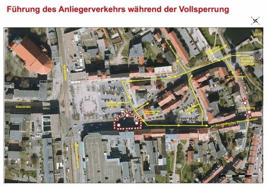 Kranaufstellung an der Kreuzung Deutsches Dorf/Neustädtische Wassertorstraße