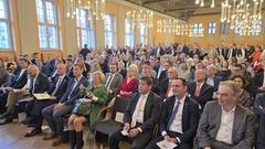 Viele waren der Einladung zur Amtseinführung gefolgt.