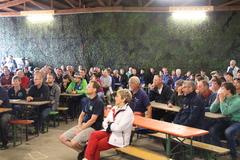  FKB Vereinsvorsitzender Lars Bamberger und Oberbürgermeisterin Dr. Dietlind Tiemann beim Briefing vor dem Start.