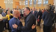 Herzliches Wiedersehen.