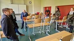 Klassenraumbesichtigung.