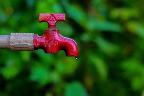 Wasserhahn