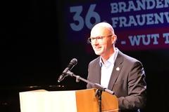 Oberbürgermeister Daniel Keip bei seiner Festrede.