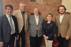 Oberbürgermeister Steffen Scheller, Detlef Karg, Geschäftsführer Klaus Lietze, die einstige Kuratorin Dr. Dietlind Tiemann und Tobias Öchsle..