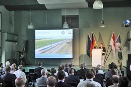 Impulse für den Umweltvorsprung am Traditionsstandort des Schienenverkehrs Kirchmöser: Den Umstieg auf erneuerbare Energien und effiziente Intermodalität wirtschaftlich gestalten!