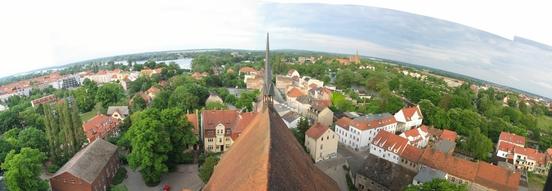 Ungewohnte Perspektiven: Ein Blick vom Turm der St. Gotthardtkirche, Foto J. Müller
