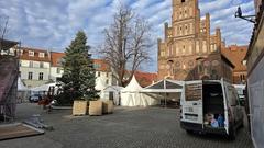 Stände vor dem Altstädtischen Rathaus.