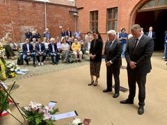 Gedenken an die Opfer des Volksaufstandes vom 17. Juni 1953 (von links): Alexandra Adel, Walter Paaschen, Thomas Barz.