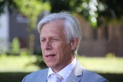 Prof. Edmund Neugebauer