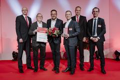 241128_ROSV_9706.jpg Die Unternehmer Familie Windeck bei der Preisverleihung.