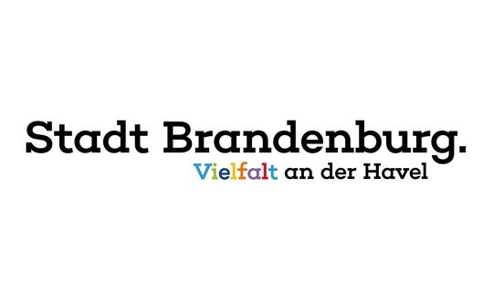 Das Wort "Vielfalt" im Logo der Stadt Brandenburg ist bunt geschrieben