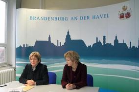 Kreisreise der Bildungs- und Sportministerin