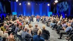 Der Bundeskanzler mittendrin.