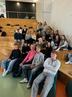 Das Publikum folgte interessiert den Ausführungen.