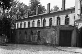 Im Außenbereich der Gaststätte "Schweizer Garten" brannten am 27. Juli 1933 die Bücher aus der Stadt
