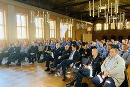 Feierliche Begrüßung für neue Polizistinnen und Polizisten der Polizeidirektion West