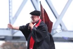 Pfarrer Bochwitz bat um Gottes Segen