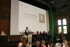 Die Oberbürgermeisterin heißt die neuen FHB-Studenten in der Havelstadt willkommen.